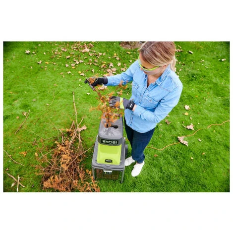 Pack RYOBI Broyeur De Végétaux 2500W RSH2545B - Jeu De 2 Lames Pour Broyeur RAC351 7 Pack RYOBI Broyeur De Végétaux 2500W RSH2545B - Jeu De 2 Lames Pour Broyeur RAC351 – Image 5